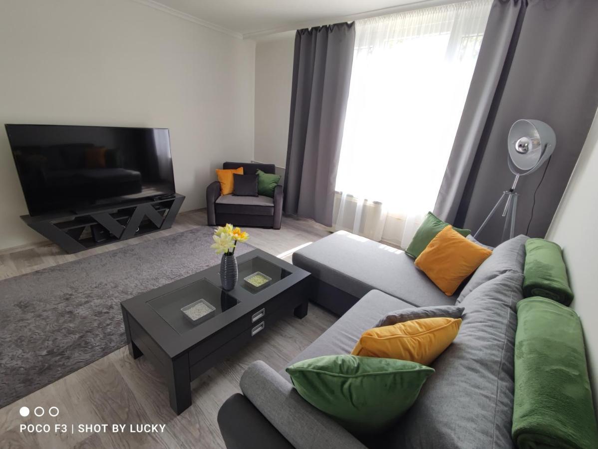 Central Greatforest Apartman เดเบรตเซน ภายนอก รูปภาพ